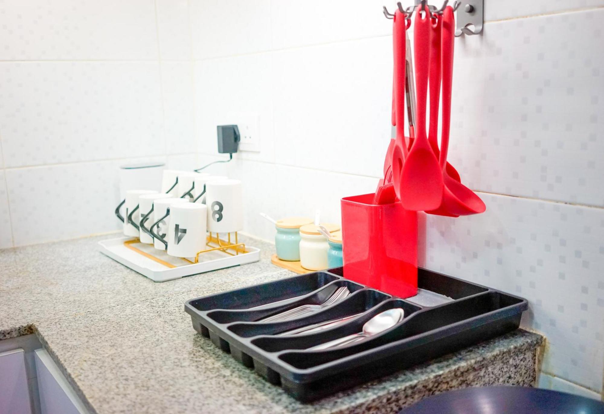 הונג קונג Student Accommodation - 292 Hennessy Road מראה חיצוני תמונה